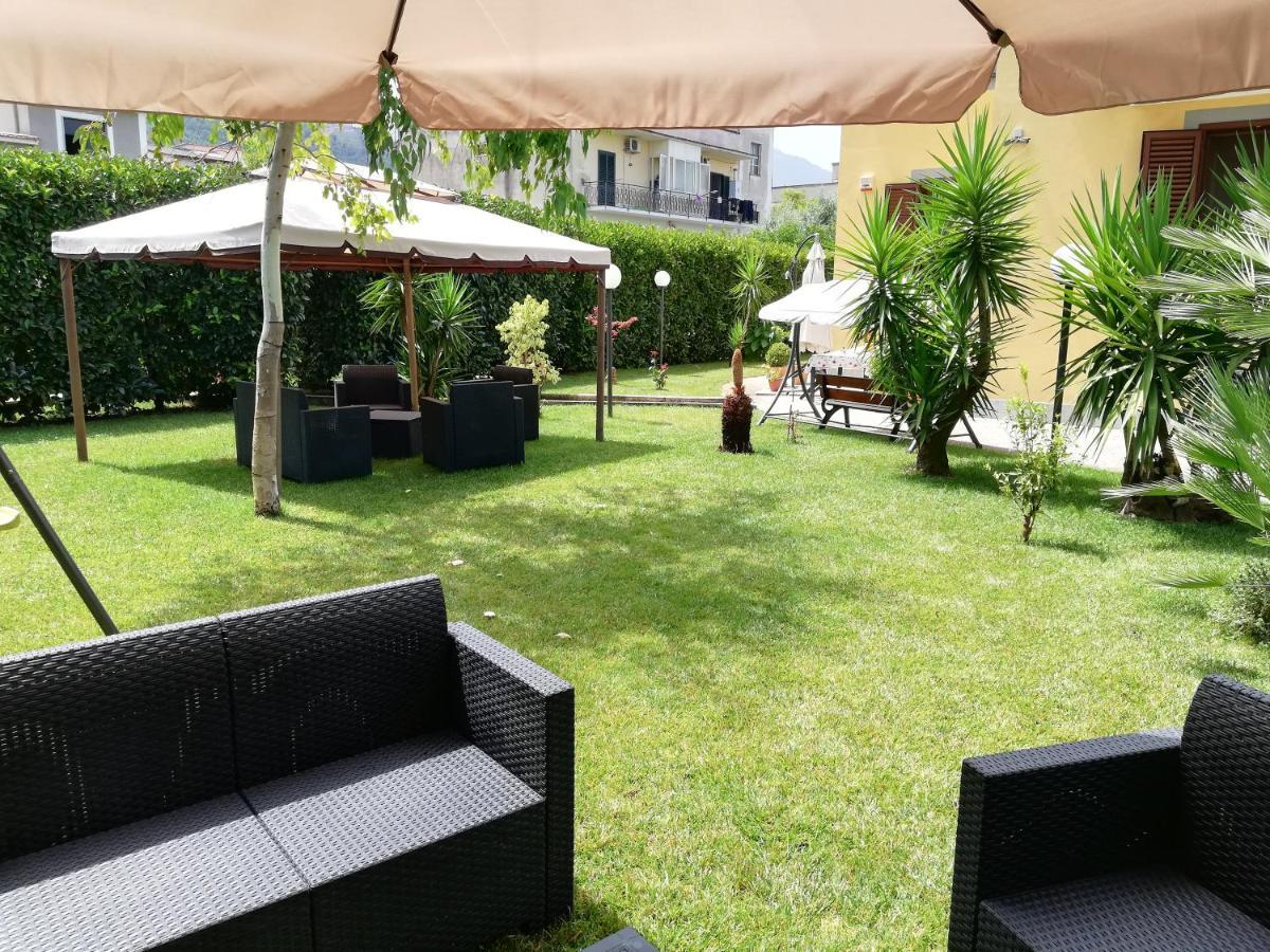 Depandance Con Piscina In Uso In Esclusivo In B&B Sant'Antonio Abate Luaran gambar